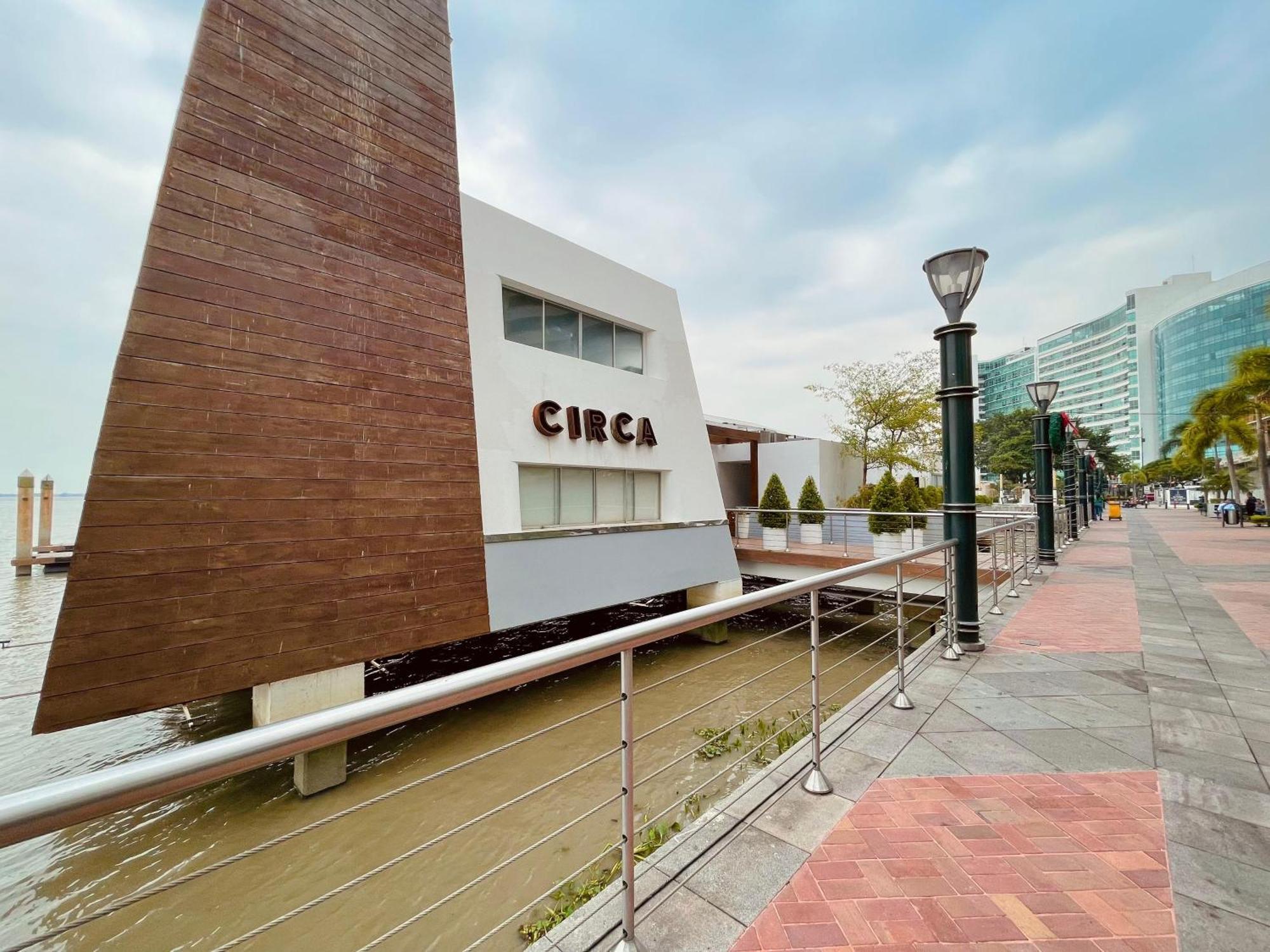 Suite Riverfront Puerto Santa Ana Guayaquil Exterior foto
